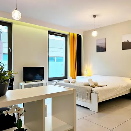 Port - Stare Apartment *